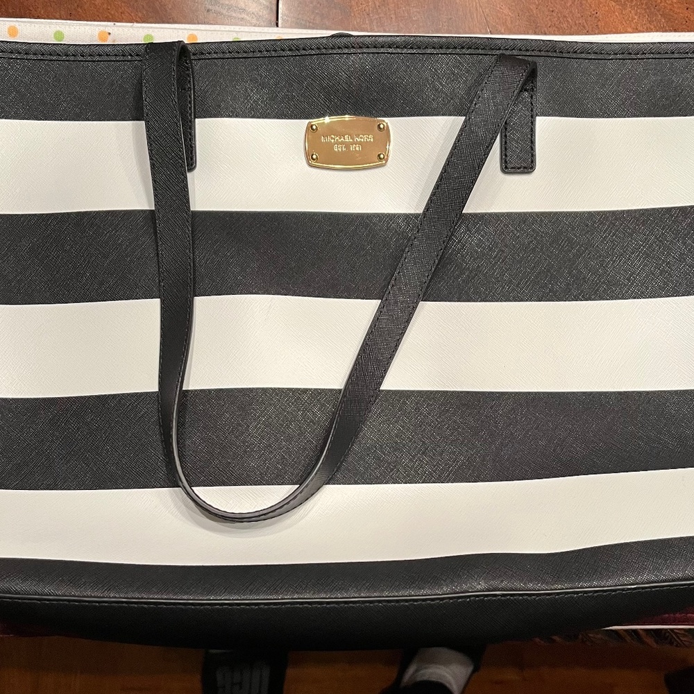 MIchael  Kors Tote